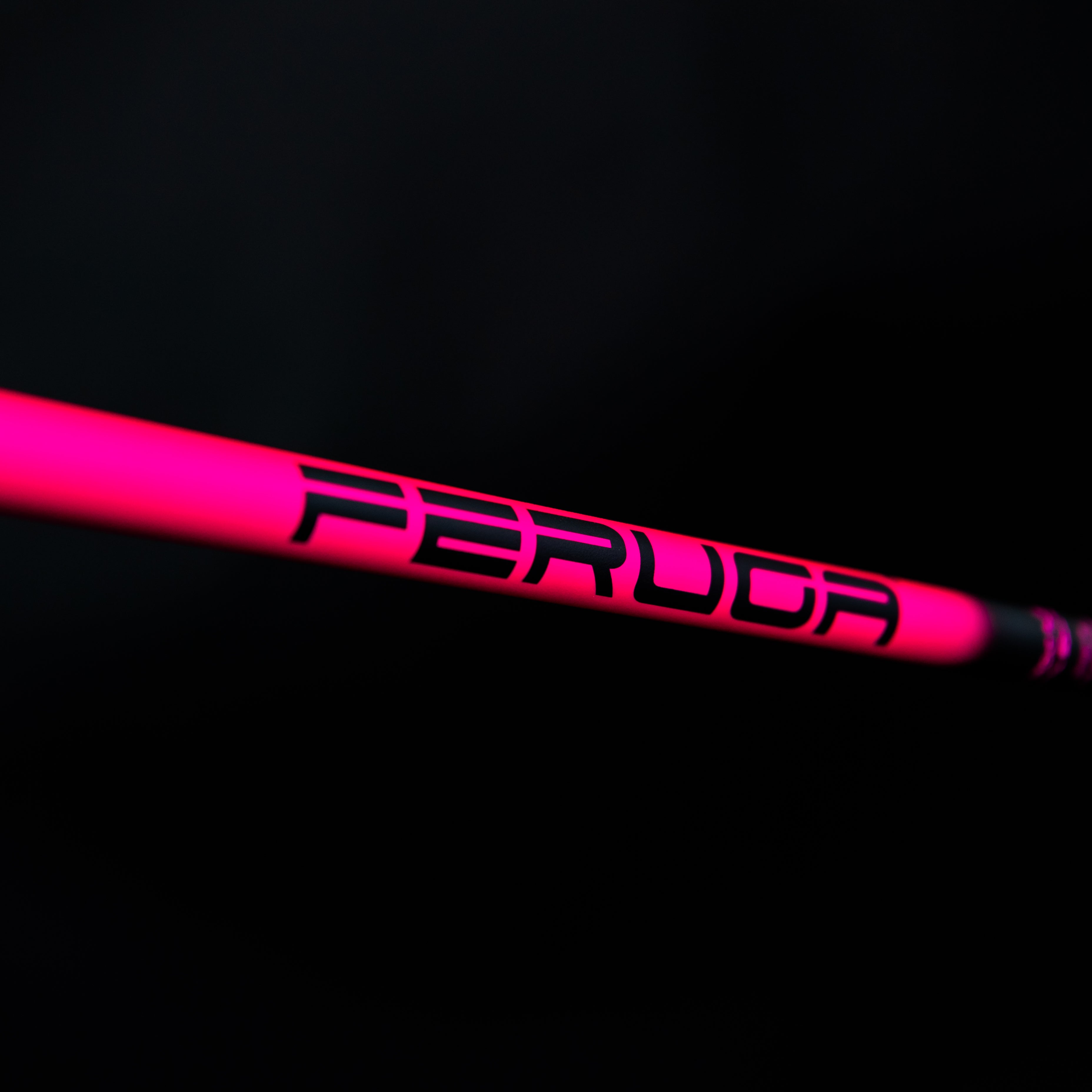 Feruga TSS Pink Wood Shafts Limited Release with Tip & Grip